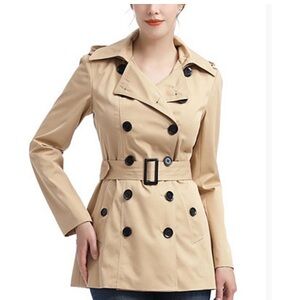 NWOT Kimi and Kai Women's Beige Trench Coat